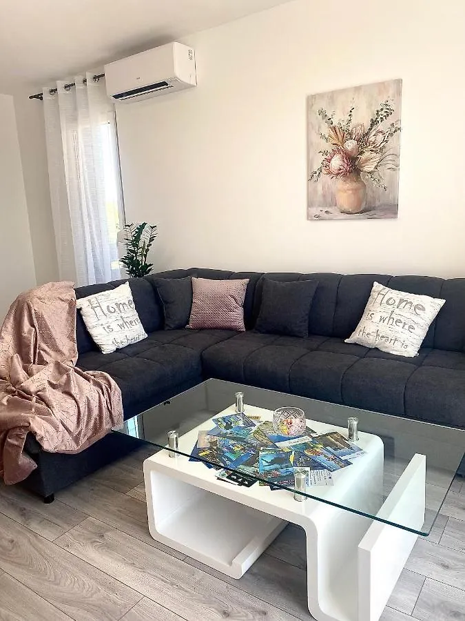 Ema Apartment Pula